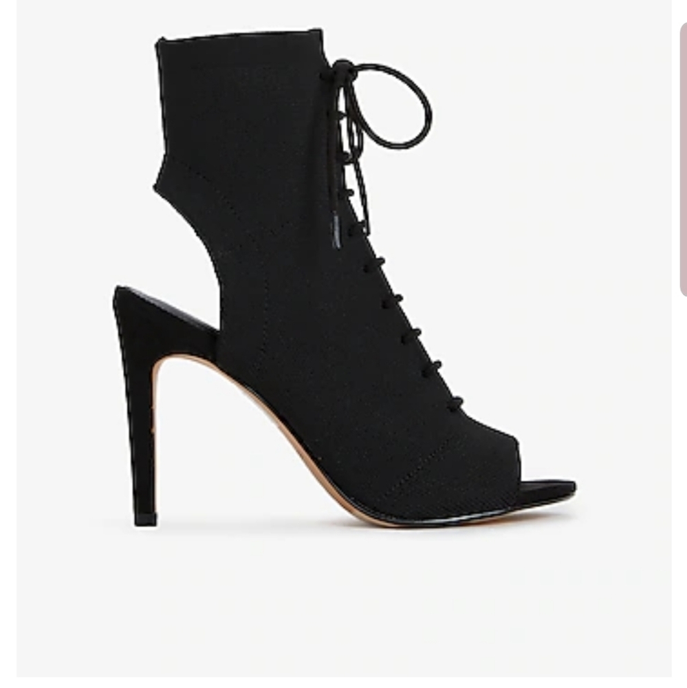 NWT Express sock heeled booties